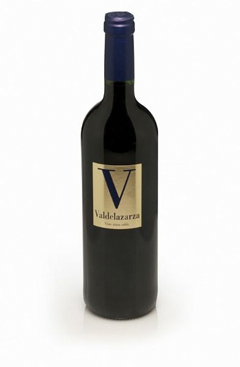 Valdelazarza  - Tinto Roble 2023Denominación de Origen : DO TORO Variedades : Monovarietal. 100% Tinta de Toro Grado alcohólico : 14,5% Volumen Edad : 3 meses en barrica de roble francés y seis meses en botella.
